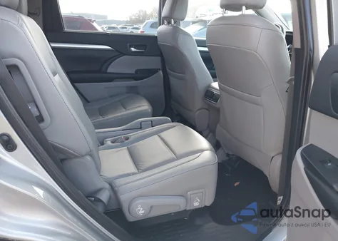 2019 Toyota Highlander Xle from USA, damaged, VIN 5TDJZRFH4KS594801